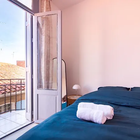 Moderne Et élégant Michel Torrent * Perpiñán