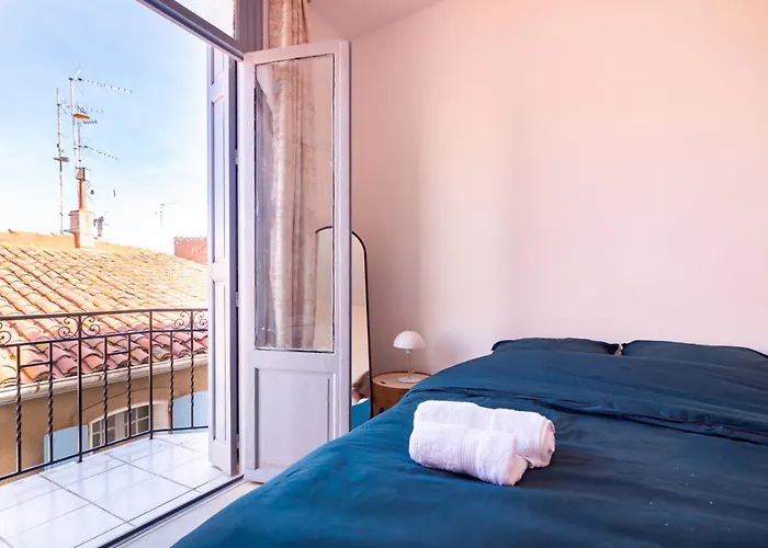 Moderne Et élégant Michel Torrent * Perpignan