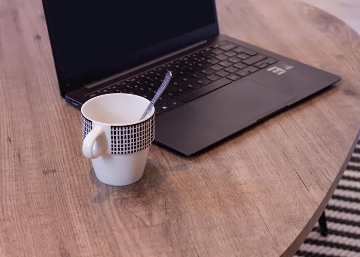 Moderne Et élégant Michel Torrent *