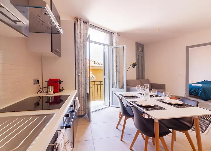 Moderne Et élégant Michel Torrent * Perpignan